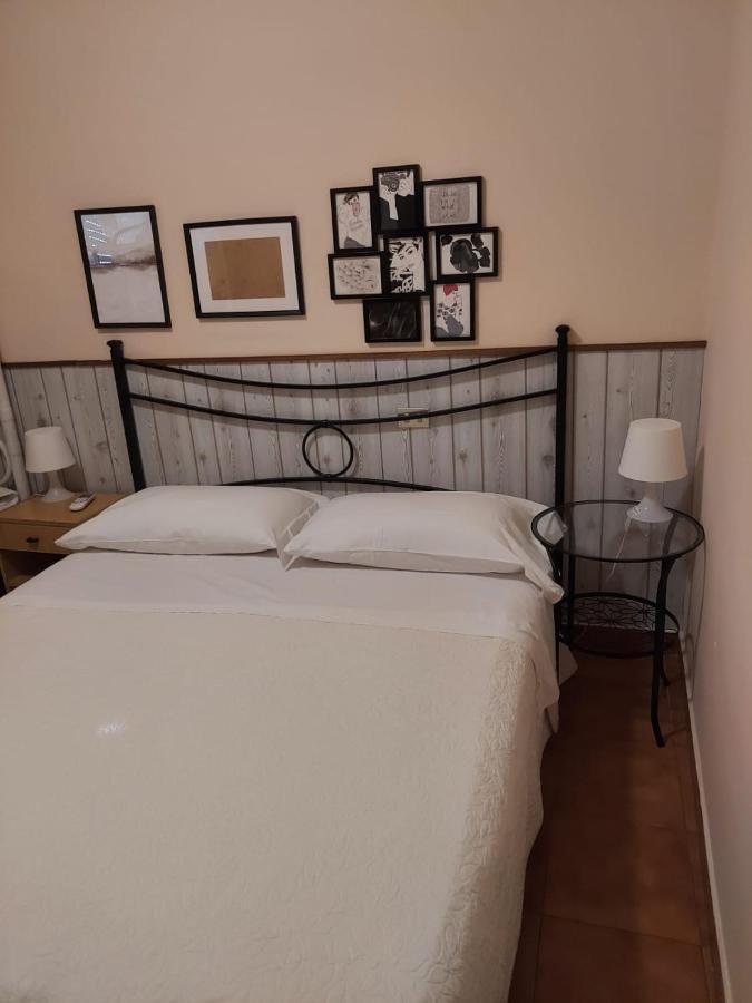 Albergo Ristorante Bar Pizzeria La Lanterna Santi Cosma e Damiano Kültér fotó