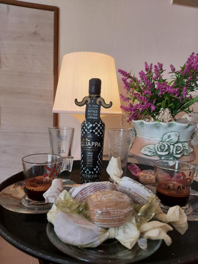 Albergo Ristorante Bar Pizzeria La Lanterna Santi Cosma e Damiano Kültér fotó