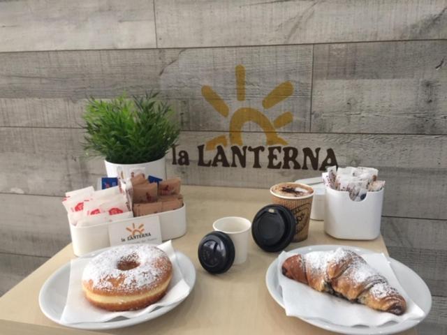 Albergo Ristorante Bar Pizzeria La Lanterna Santi Cosma e Damiano Kültér fotó